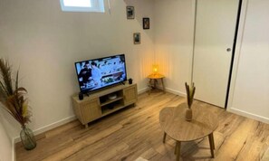 Interior - Pretty T With Wifi Close To The Sea (Toulon)