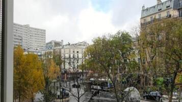 Vue depuis lâhĂ©bergement