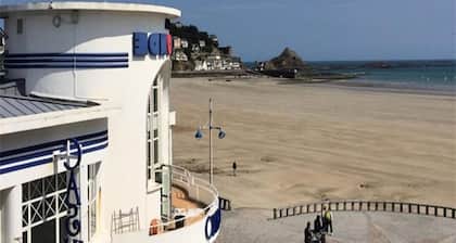 Residence Les Bains With Three Rooms