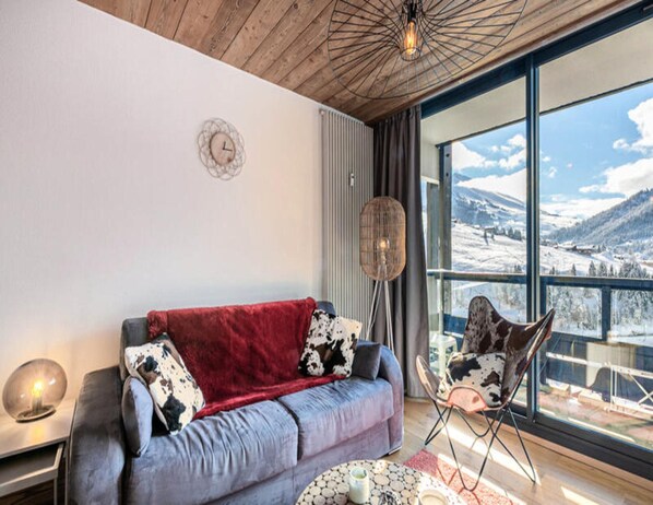 บริเวณนั่งเล่น