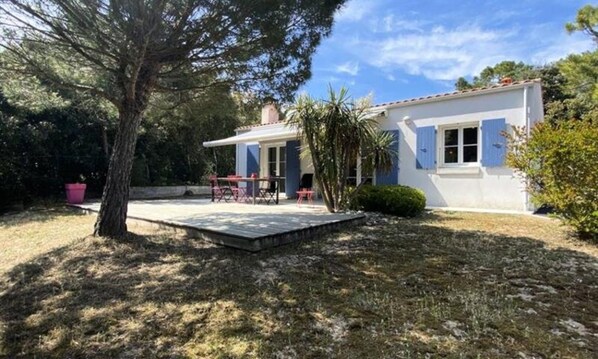 Terrace/patio - Houses & Villas for 10 People (Saint-Georges-d'Oleron)