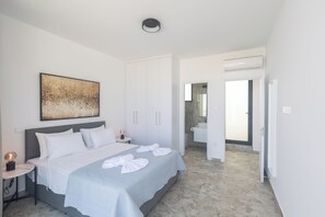 Villa, 3 Bedrooms, Private Pool, Garden View | 3 bedrooms, soundproofing