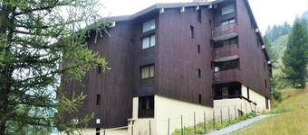 Rhododendrons Residence