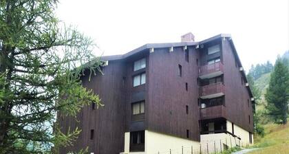 Rhododendrons Residence
