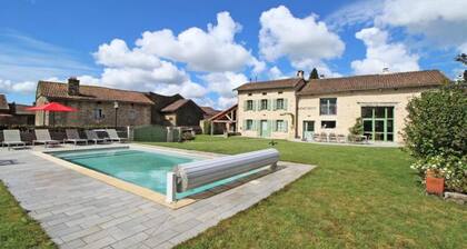 Gite de France The Genius of the Forest