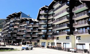 Exterior - Vacanceole Quirlies Residence (Les Deux Alpes)