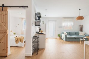 2 chambres, fer et planche Ă repasser, Wi-Fi, draps fournis