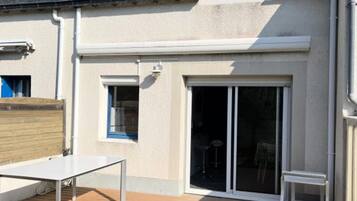 ํ
๋ผ์ค/ํํฐ์ค