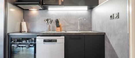 Fridge, microwave, oven, dishwasher