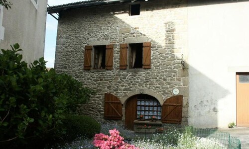 G[?]aete de France 6 People