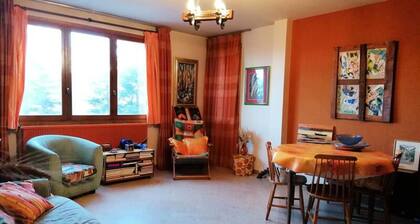 2 Rooms for 6 People