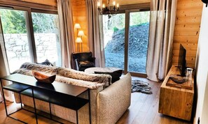 Living area - 2 Rooms for 4 People (Champagny-en-Vanoise)