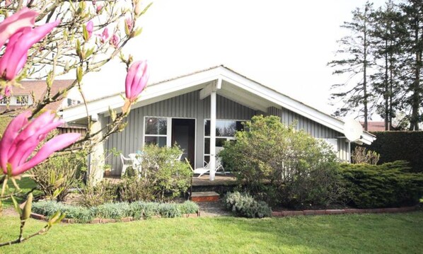 Exterior - Gmte de France 4 People (Lintot-les-Bois)