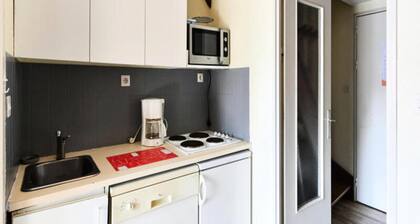 Hyeres Park Apartment With two Rooms