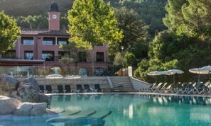 Pool - House 8 People - 3 Bedrooms - Duplex - Terrace (Grospierres)