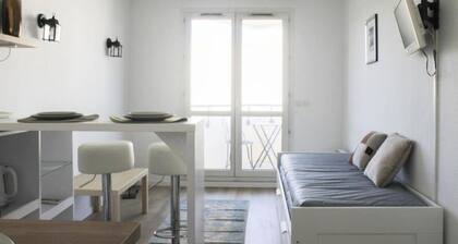 Charming Studio in Saint-denis