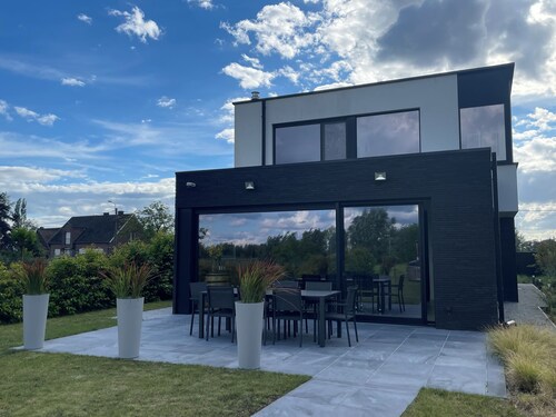 Villa Flandre, Villa near Ghent, Brussels, Antwerp, Bruges