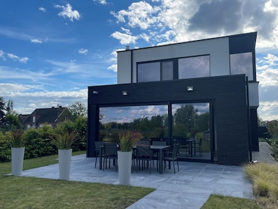 Villa Flandre, Villa near Ghent, Brussels, Antwerp, Bruges