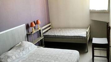 Iron/ironing board
