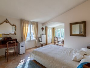 3 habitaciones, cuna de viaje y wifi gratis 