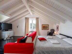 2 bedrooms, free WiFi