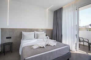 In-room safe, blackout curtains, soundproofing, iron/ironing board - Lime Hotel Faliraki (Faliraki)
