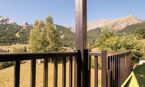 Property grounds - Residence Close to Bees With Five Room (Monetier-les-Bains)