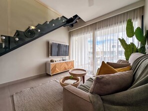 Fernseher, Arbeitsbereiche