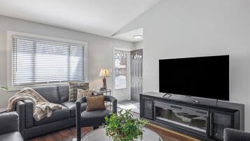 TV connectée, cheminée