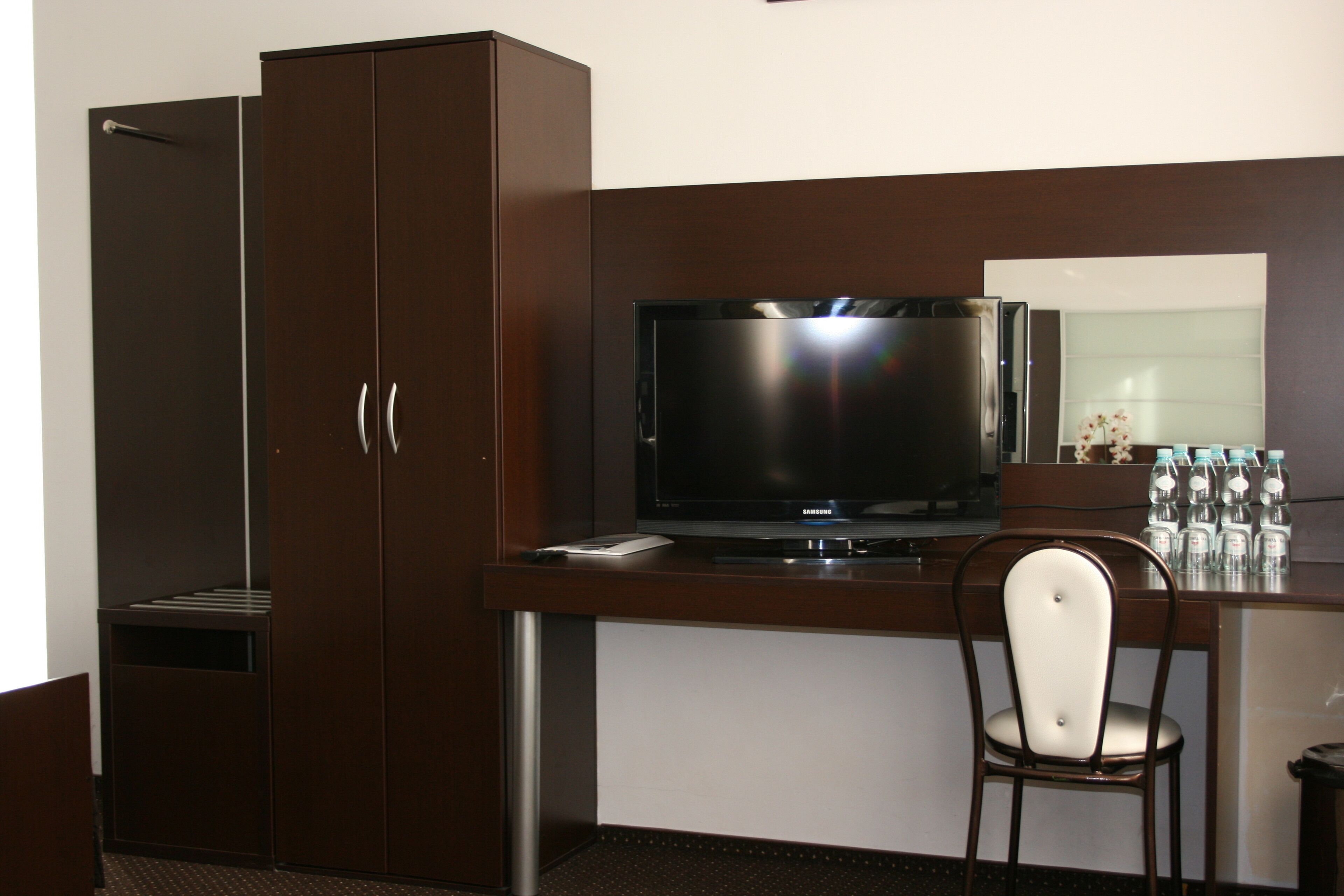 Photo - Hotel Junior 2