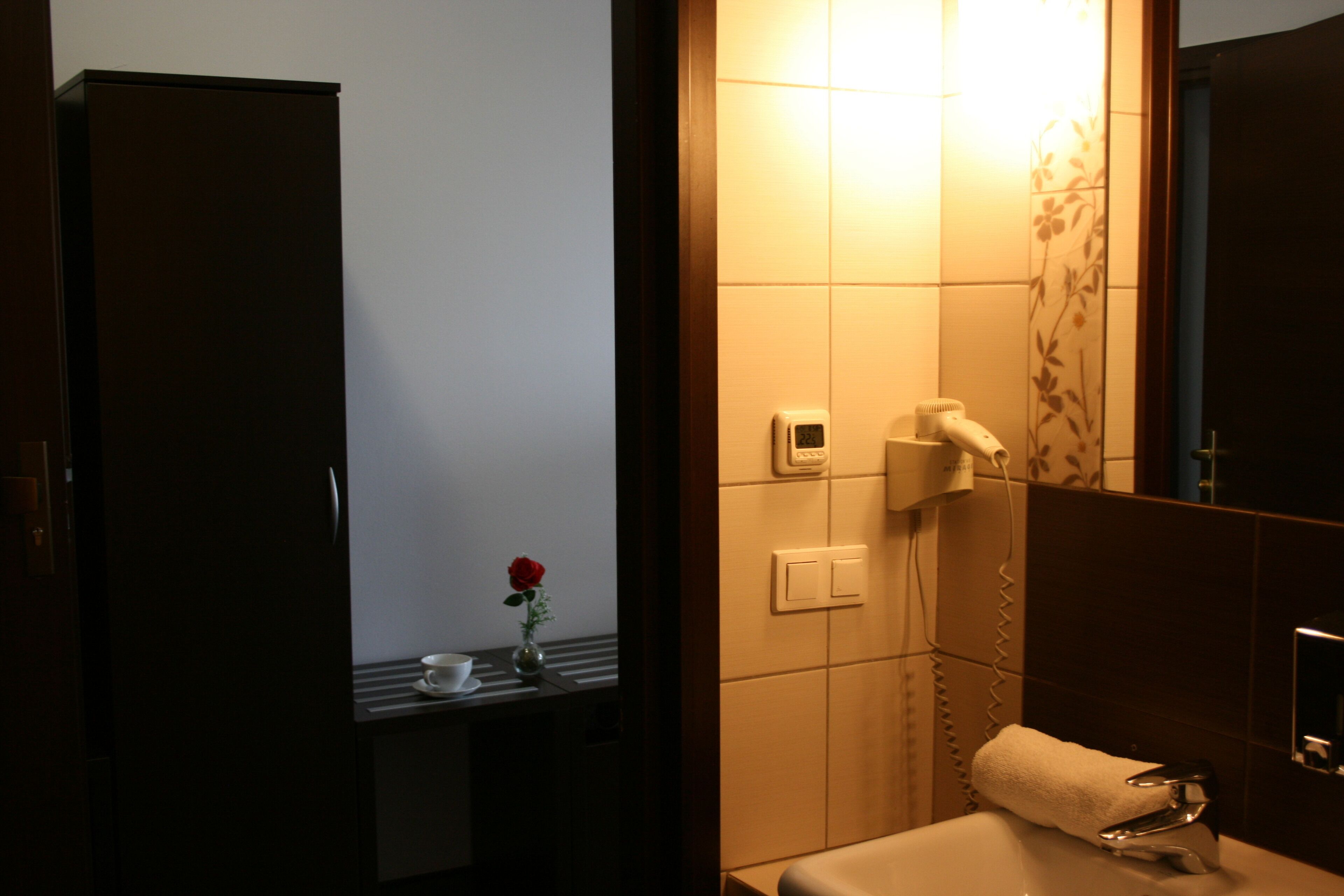 Photo - Hotel Junior 2
