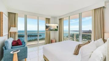 Schreibtisch, BĂŒgeleisen/BĂŒgelbrett, kostenloses WLAN, BettwĂ€sche