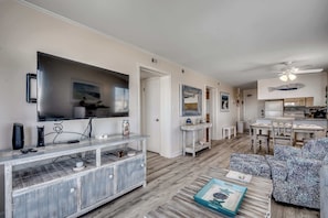 TV - Fishtales Modern Oceanfront End Unit w Pool (North Myrtle Beach)