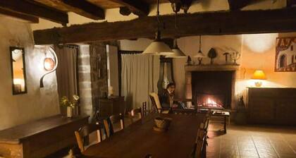 Houses & Villas for 5 People