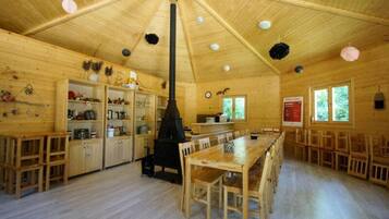 Tempat makan