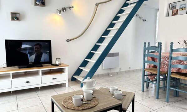 Interior - Houses & Villas for 5 People (Bretignolles-sur-Mer)