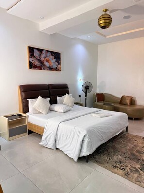 1 bedroom, iron/ironing board, WiFi, bed sheets