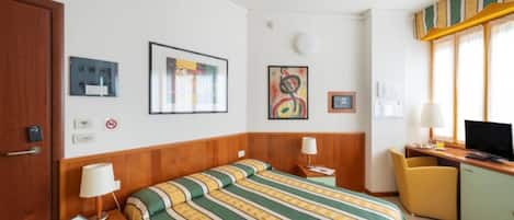 1 chambre, accès Internet, draps fournis
