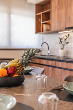 In-room dining - Margiani apartment (Chania)