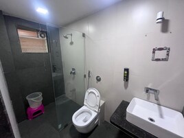 Deluxe Room | Free WiFi