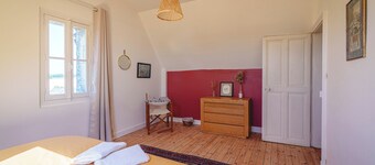 Historic Loire castle with stunning views & pure nature