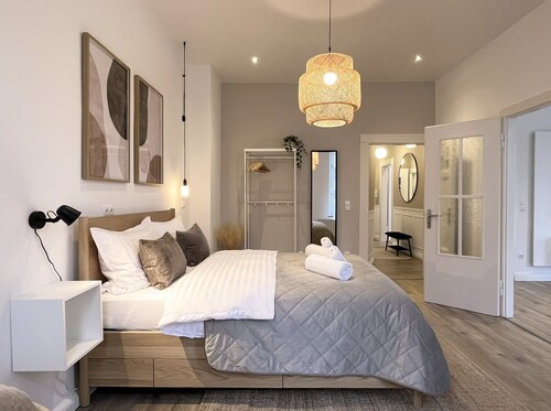 Domblick 1 I Zentral I Parkplatz I Veltins-Arena