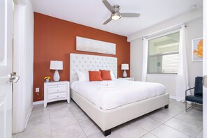 2 habitaciones, escritorio, tabla de planchar con plancha y wifi 