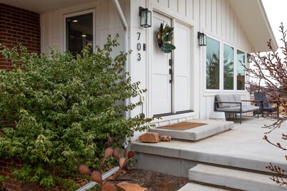 Courtside Estates • Luxury Stay w/ Pickleball