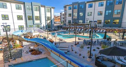 Touch of Class - 5BR - Hot Tub & Near Zion!