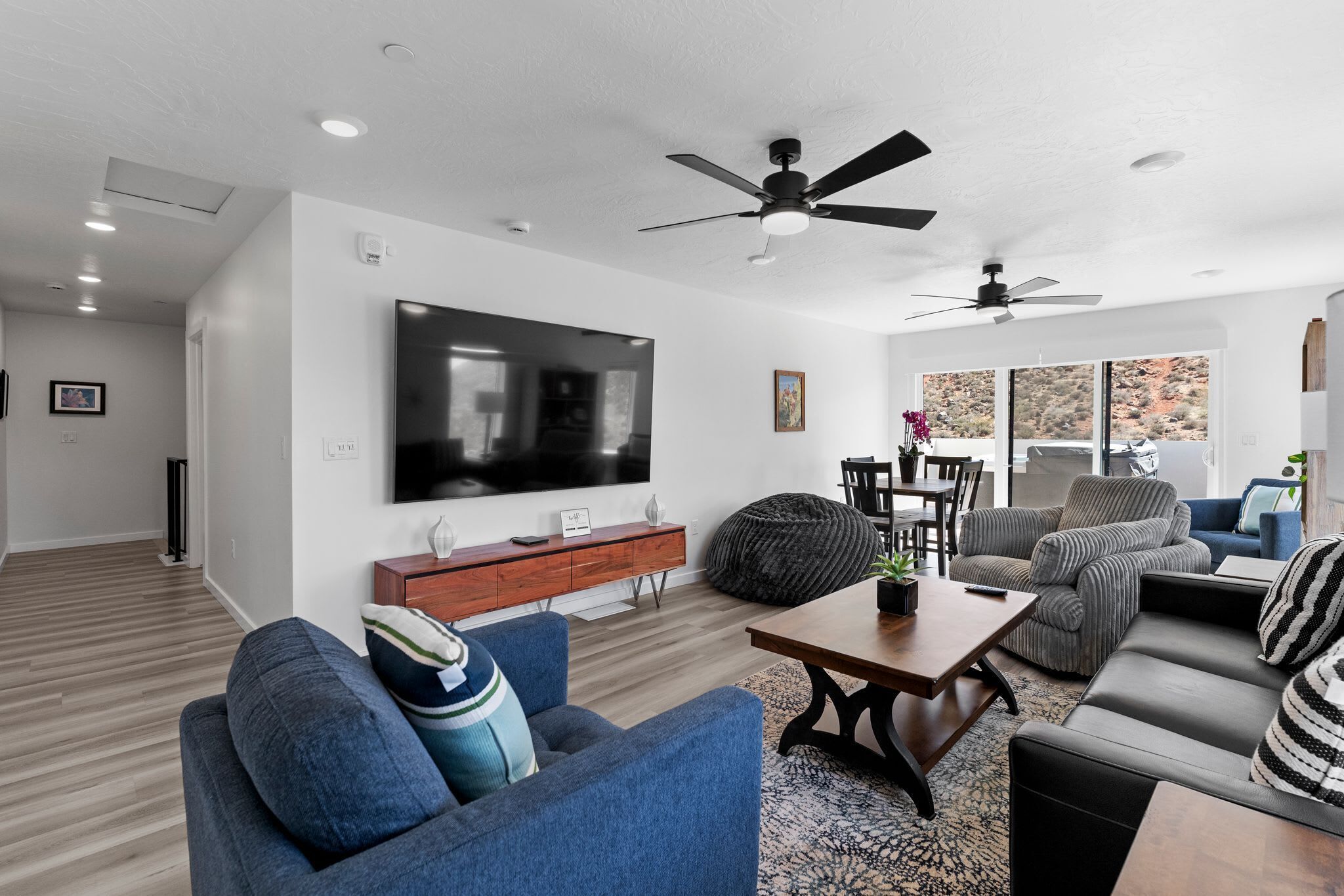 TV, offices