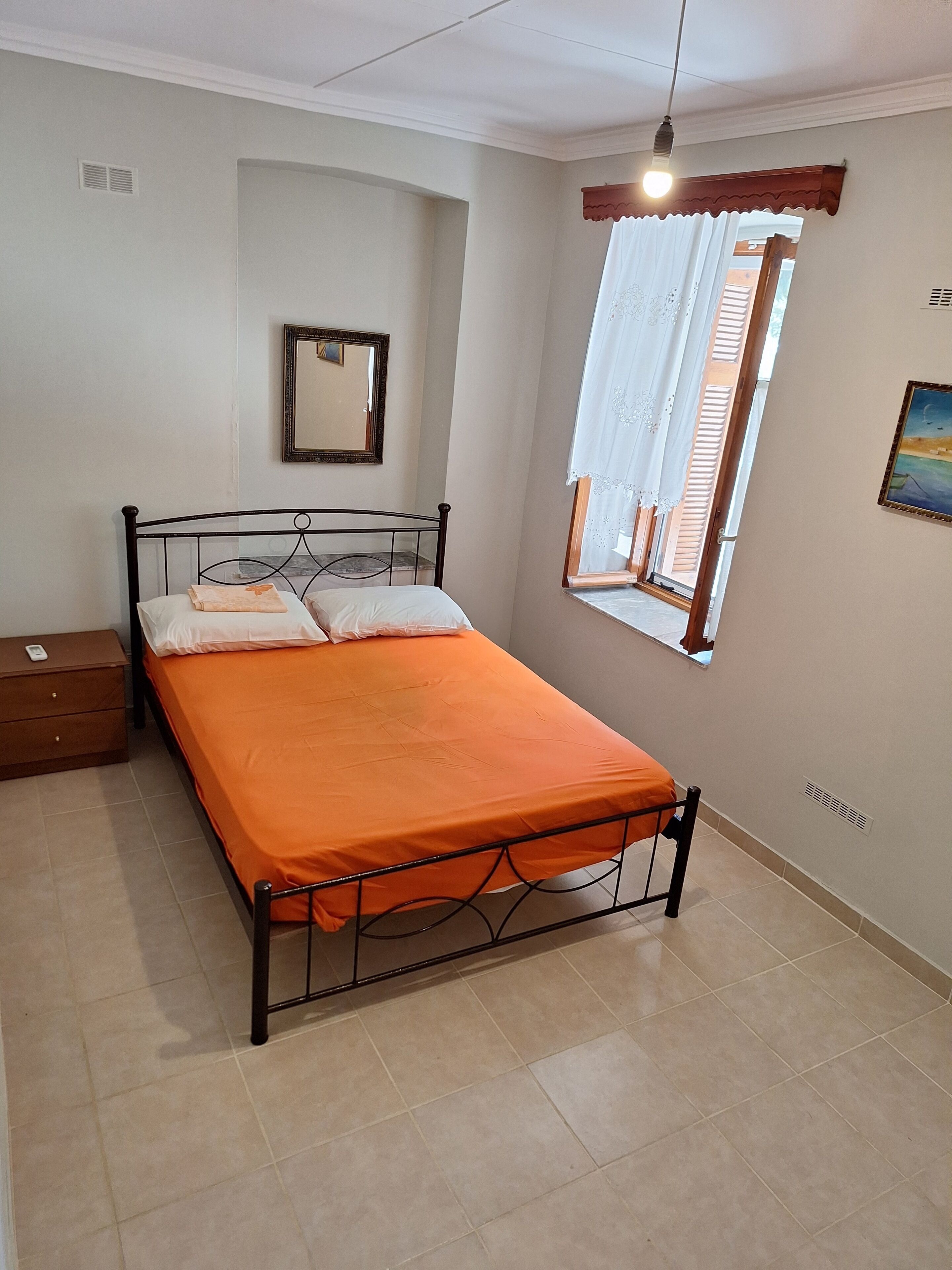 Classic Apartment, Courtyard View | Blackout curtains, free WiFi