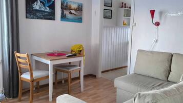 Huis, 2 slaapkamers, roken | Woonkamer