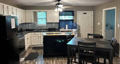 Quiet getaway in Warsaw, Missouri