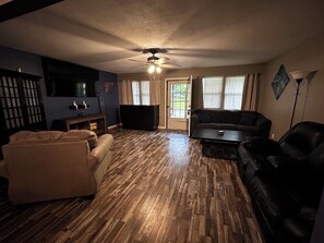 تلفزيون ذكي